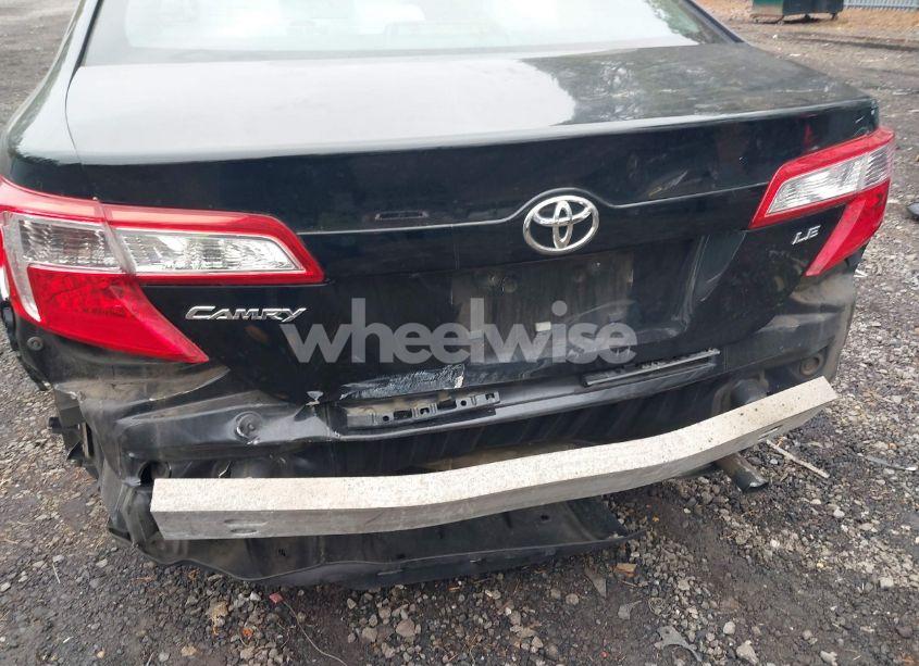 Photo 6 of 2014 Toyota Camry LE (VIN 4T4BF1FK1ER389268)