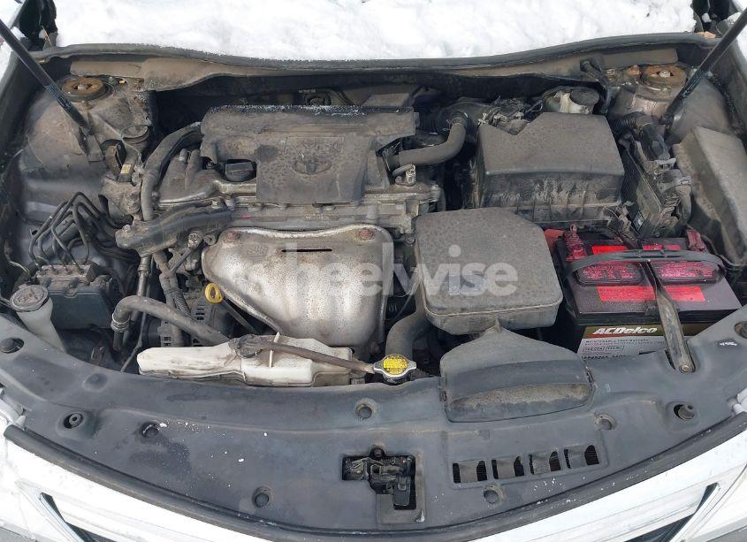 Photo 10 of 2014 Toyota Camry L/LE/SE/SE SPORT/XLE (VIN 4T4BF1FK1ER400379)