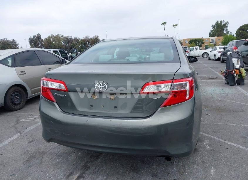 Photo 16 of 2014 Toyota Camry LE (VIN 4T4BF1FK1ER407512)