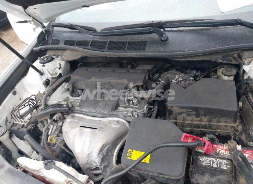 Photo 10 of 2014 Toyota Camry LE (VIN 4T4BF1FK1ER412600)