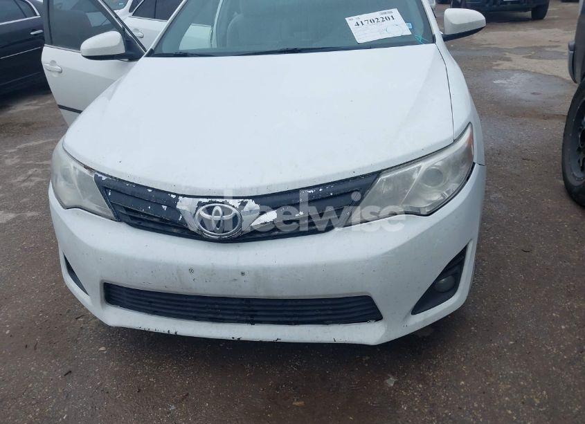 Photo 11 of 2014 Toyota Camry LE (VIN 4T4BF1FK1ER412600)