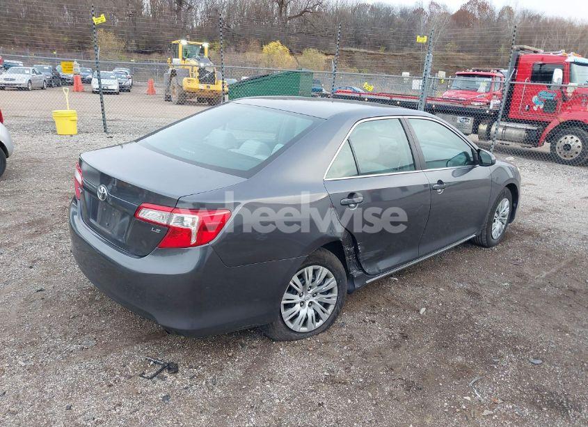 Photo 4 of 2014 Toyota Camry LE (VIN 4T4BF1FK1ER423788)