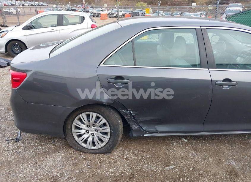 Photo 6 of 2014 Toyota Camry LE (VIN 4T4BF1FK1ER423788)