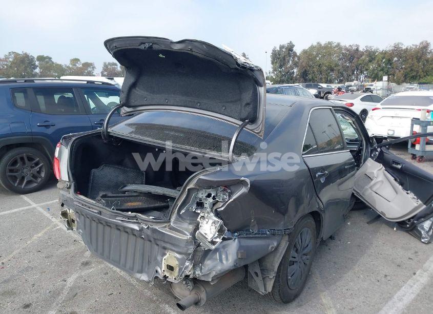 Photo 19 of 2014 Toyota Camry LE (VIN 4T4BF1FK1ER428781)