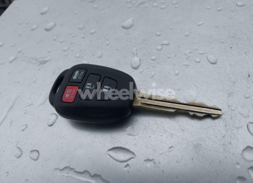 Photo 11 of 2015 Toyota Camry LE (VIN 4T4BF1FK1FR455948)