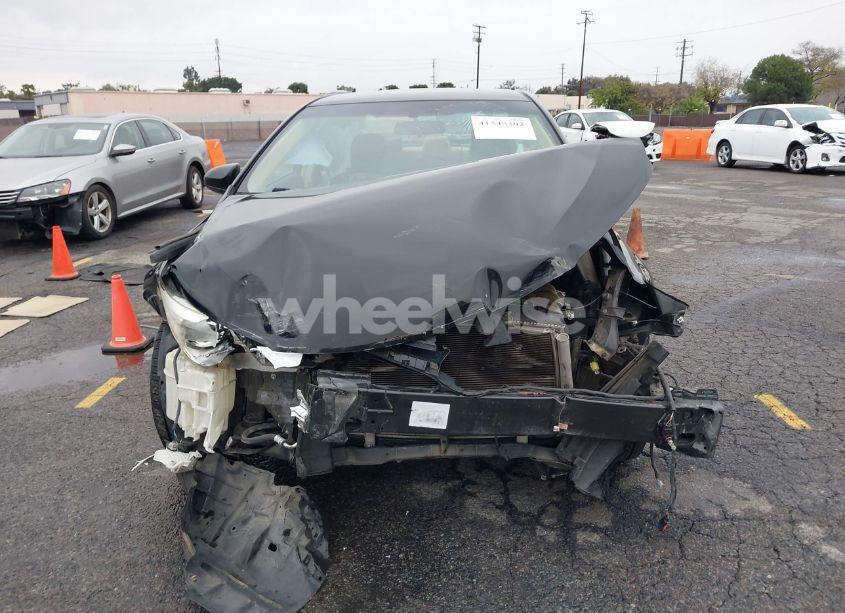 Photo 12 of 2015 Toyota Camry LE (VIN 4T4BF1FK1FR455948)