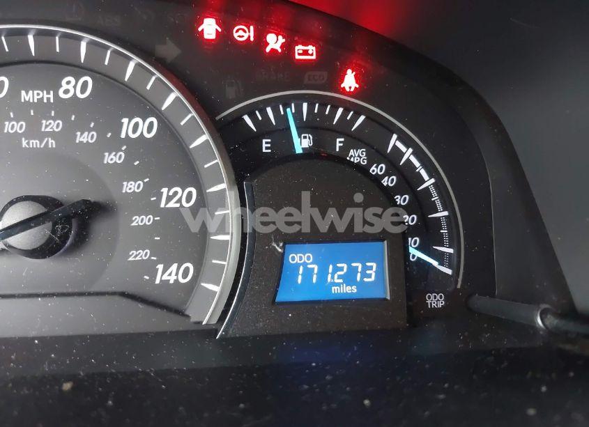 Photo 15 of 2015 Toyota Camry LE (VIN 4T4BF1FK1FR455948)