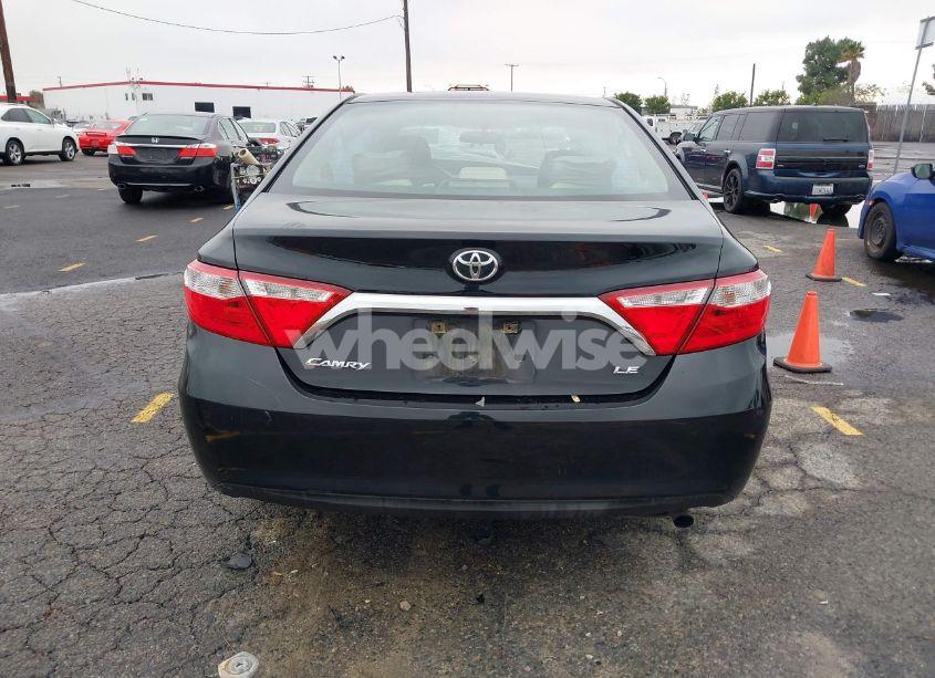 Photo 16 of 2015 Toyota Camry LE (VIN 4T4BF1FK1FR455948)