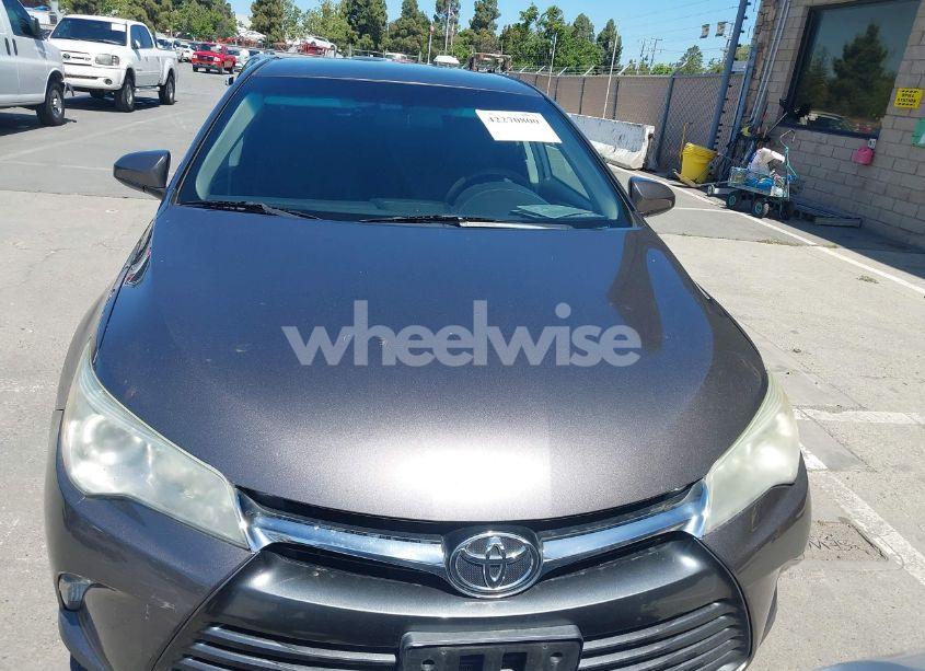 Photo 12 of 2015 Toyota Camry LE (VIN 4T4BF1FK1FR456310)