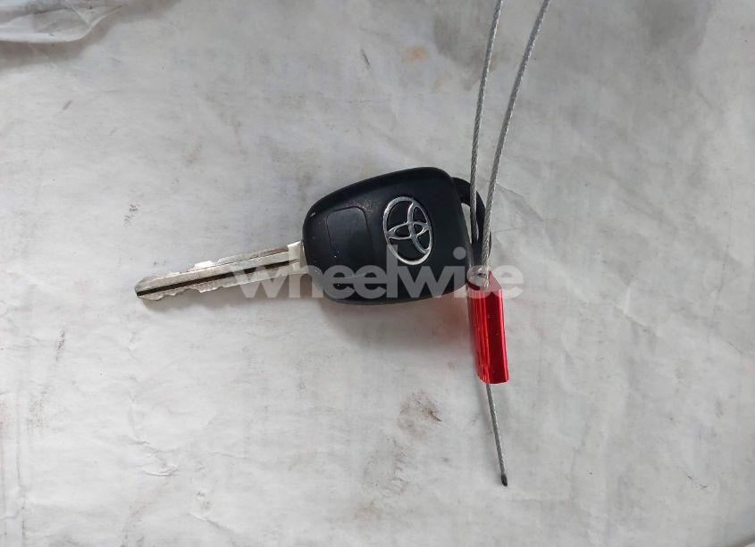 Photo 11 of 2015 Toyota Camry LE (VIN 4T4BF1FK1FR457523)