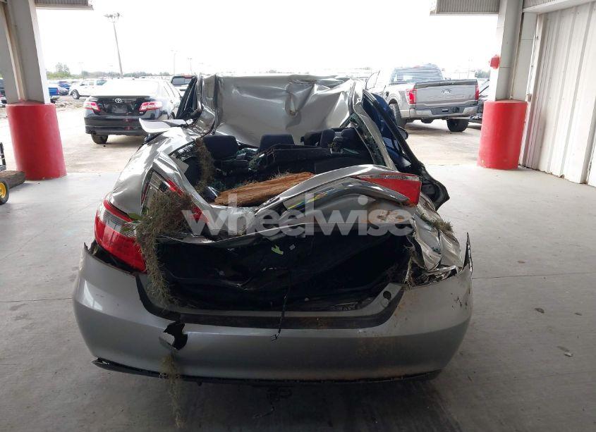 Photo 16 of 2015 Toyota Camry LE (VIN 4T4BF1FK1FR457523)