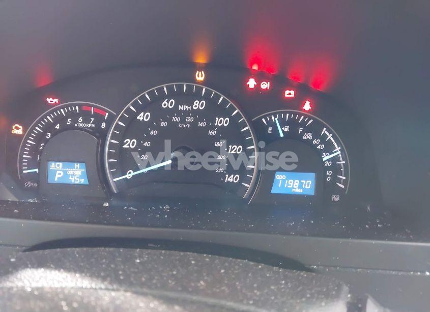 Photo 7 of 2015 Toyota Camry LE (VIN 4T4BF1FK1FR457523)