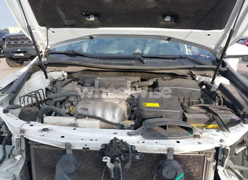 Photo 10 of 2015 Toyota Camry LE (VIN 4T4BF1FK1FR458333)