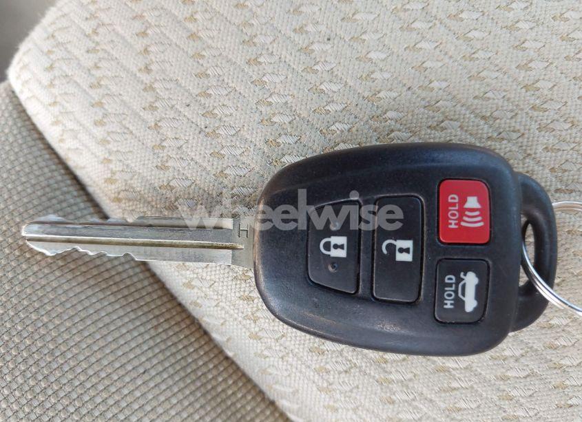 Photo 11 of 2015 Toyota Camry LE (VIN 4T4BF1FK1FR460079)