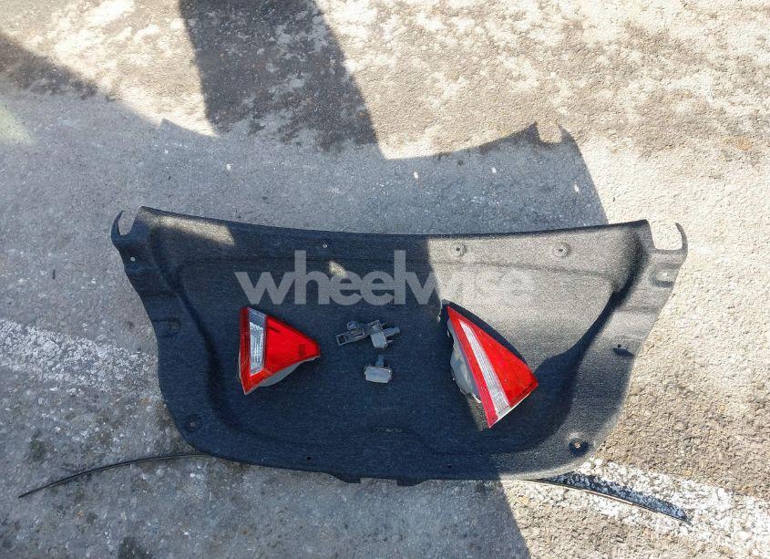 Photo 12 of 2015 Toyota Camry LE (VIN 4T4BF1FK1FR484527)