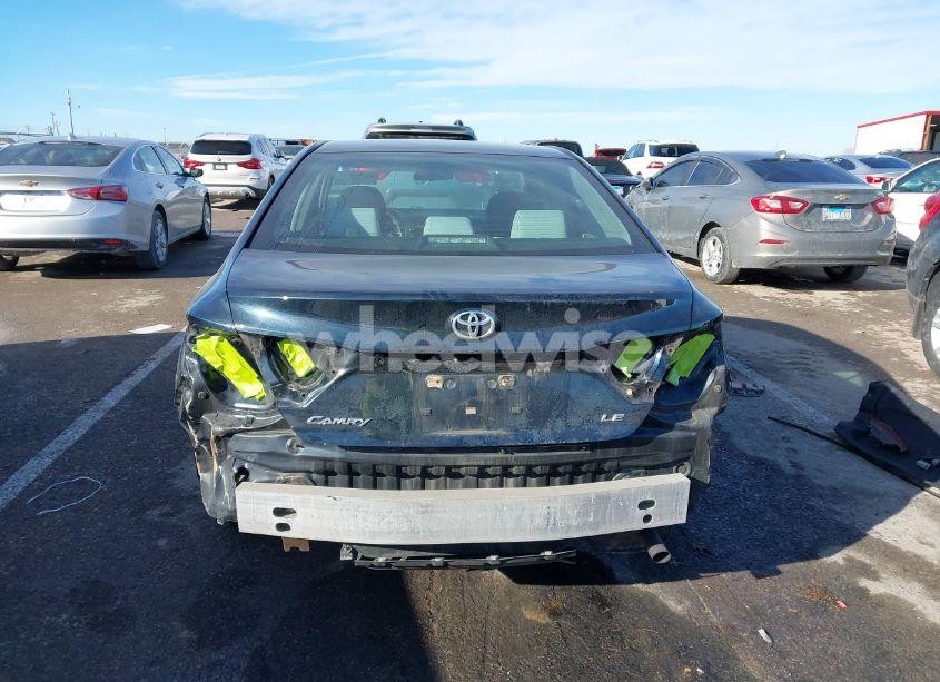 Photo 17 of 2015 Toyota Camry LE (VIN 4T4BF1FK1FR484527)