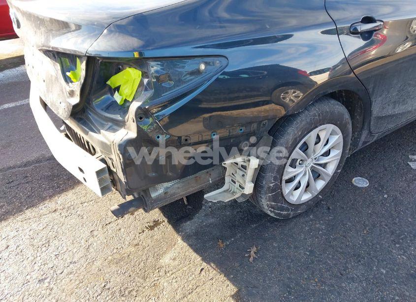 Photo 18 of 2015 Toyota Camry LE (VIN 4T4BF1FK1FR484527)