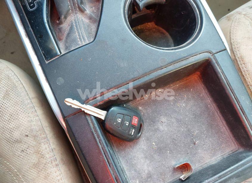 Photo 11 of 2015 Toyota Camry LE (VIN 4T4BF1FK1FR486231)