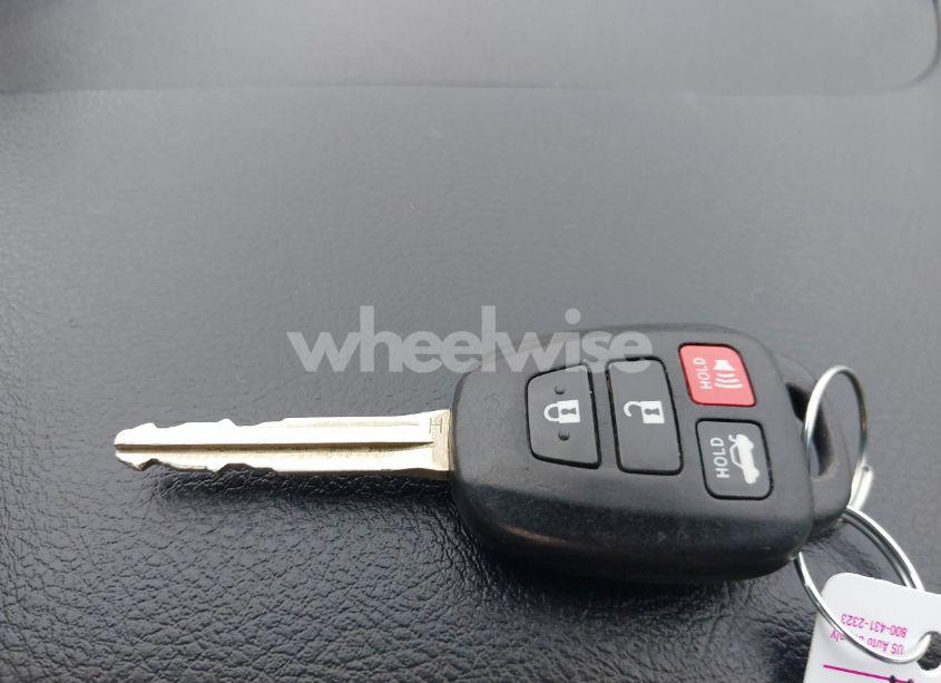 Photo 11 of 2015 Toyota Camry LE (VIN 4T4BF1FK1FR494443)