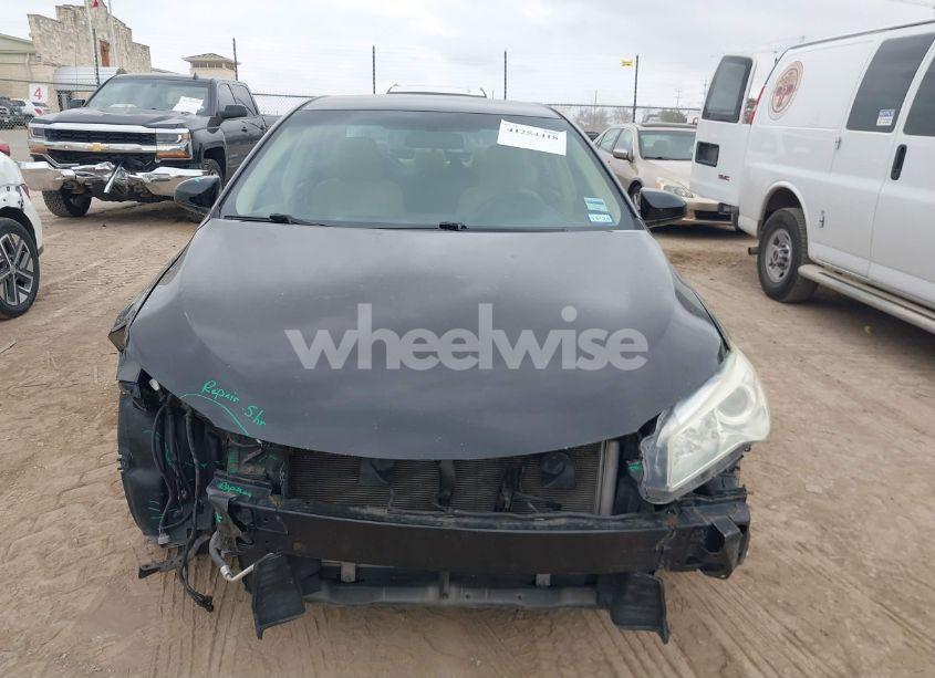 Photo 13 of 2015 Toyota Camry LE (VIN 4T4BF1FK1FR494443)