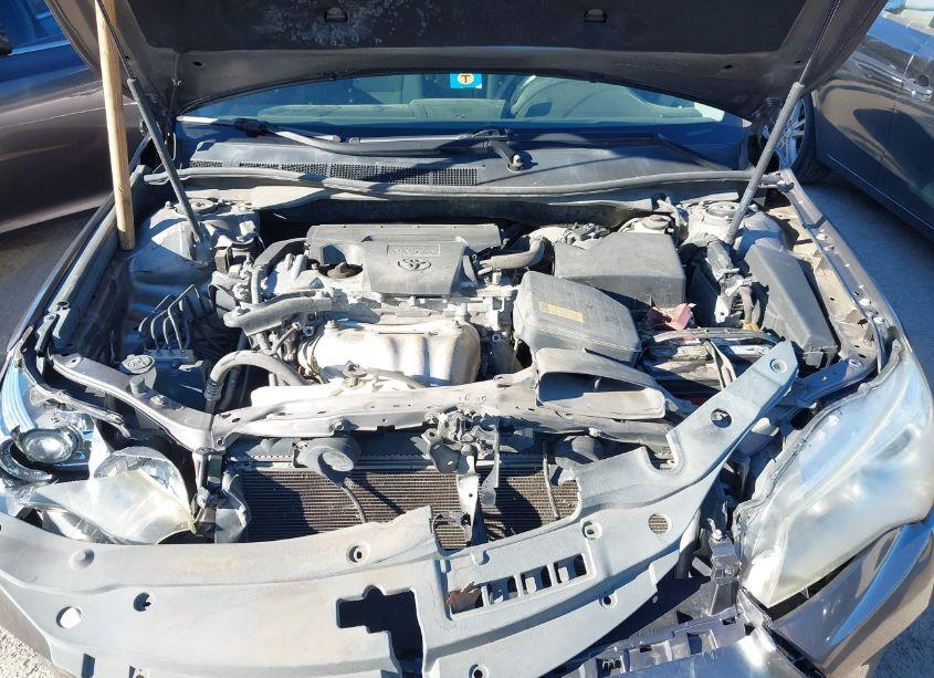 Photo 10 of 2015 Toyota Camry LE (VIN 4T4BF1FK1FR496936)