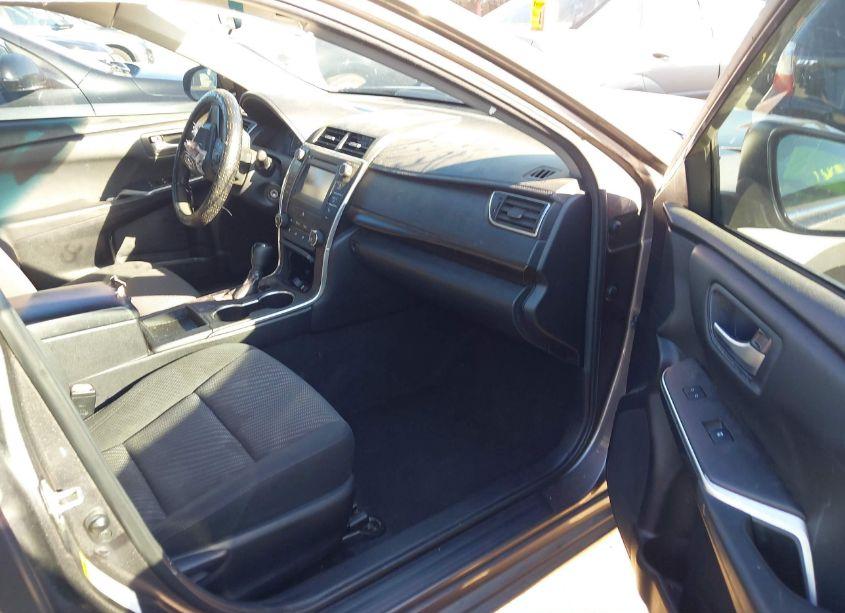 Photo 5 of 2015 Toyota Camry LE (VIN 4T4BF1FK1FR496936)