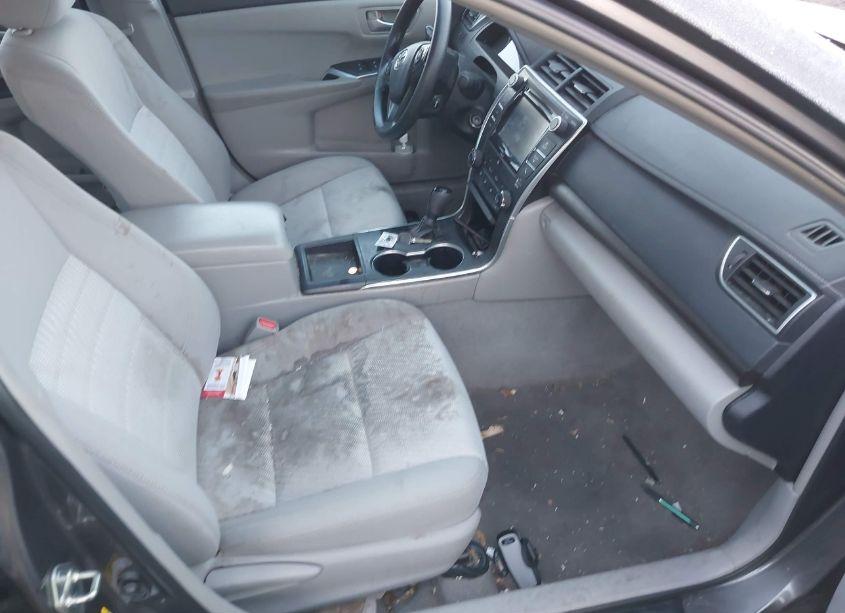 Photo 5 of 2016 Toyota Camry LE (VIN 4T4BF1FK1GR519777)