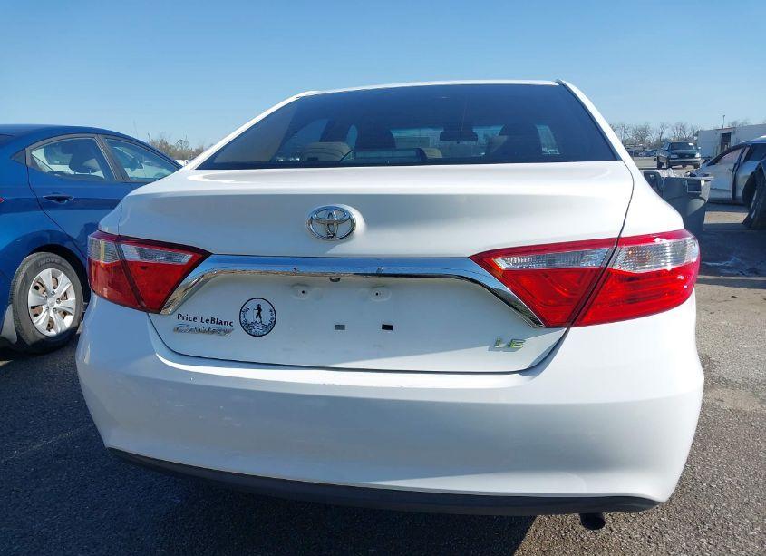 Photo 17 of 2016 Toyota Camry LE (VIN 4T4BF1FK1GR521481)