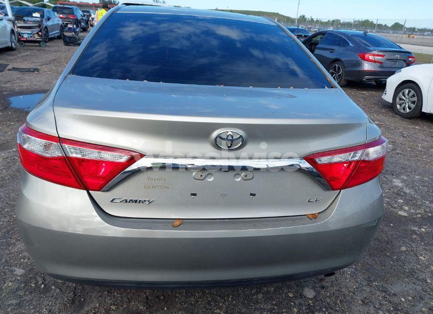 Photo 17 of 2016 Toyota Camry LE (VIN 4T4BF1FK1GR530682)