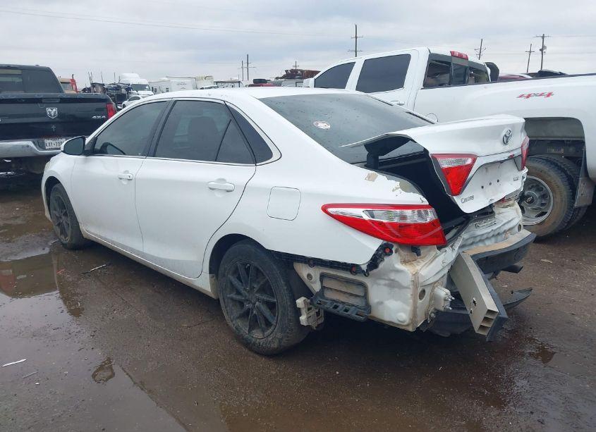 Photo 3 of 2016 Toyota Camry LE (VIN 4T4BF1FK1GR532898)