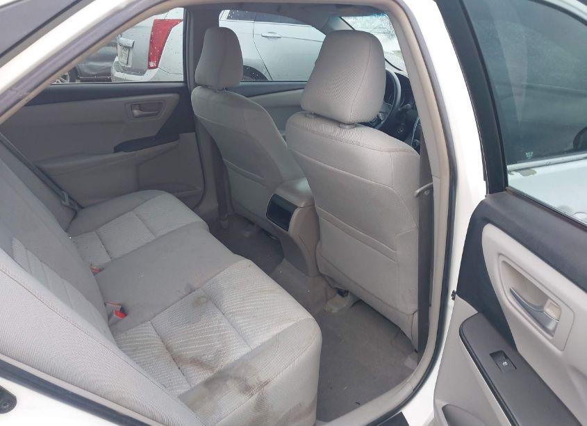 Photo 8 of 2016 Toyota Camry LE (VIN 4T4BF1FK1GR532898)