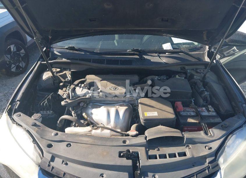 Photo 10 of 2016 Toyota Camry LE (VIN 4T4BF1FK1GR536675)