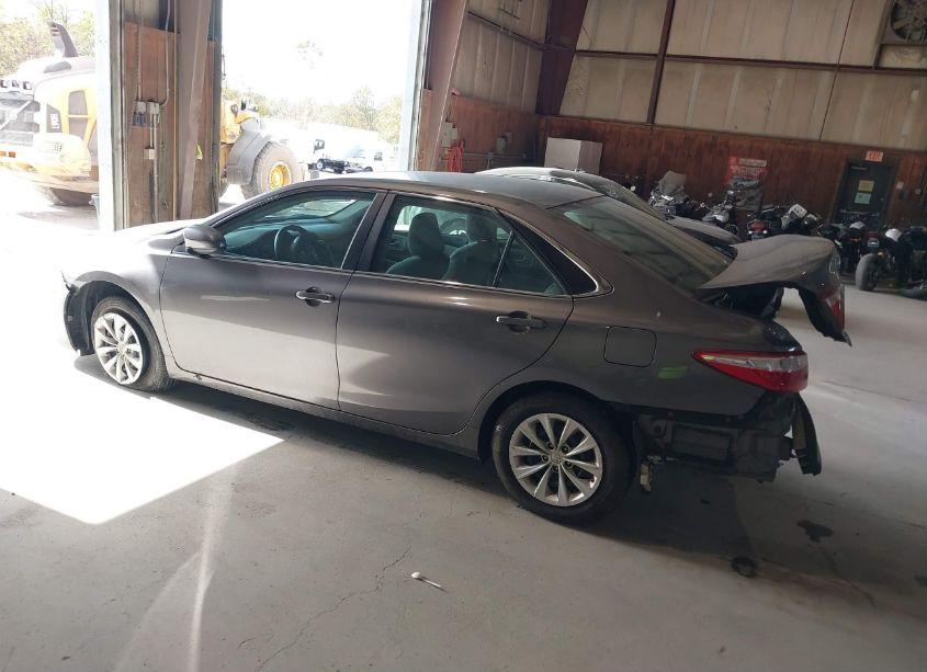 Photo 3 of 2016 Toyota Camry LE (VIN 4T4BF1FK1GR557851)