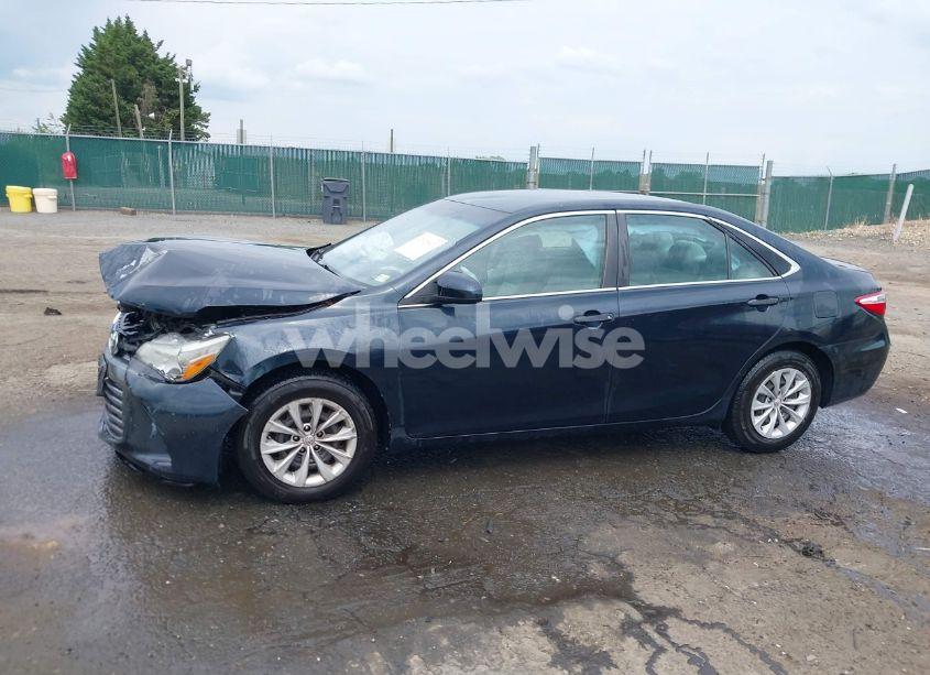 Photo 14 of 2016 Toyota Camry LE (VIN 4T4BF1FK1GR562175)