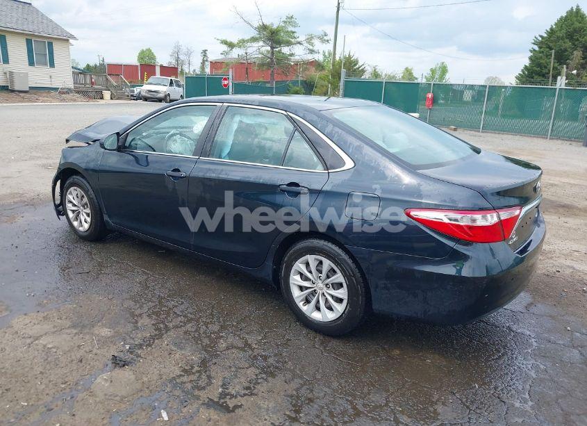 Photo 3 of 2016 Toyota Camry LE (VIN 4T4BF1FK1GR562175)