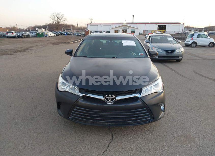 Photo 12 of 2016 Toyota Camry LE (VIN 4T4BF1FK1GR564749)