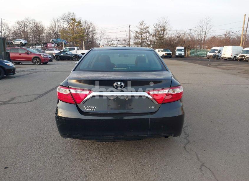 Photo 16 of 2016 Toyota Camry LE (VIN 4T4BF1FK1GR564749)