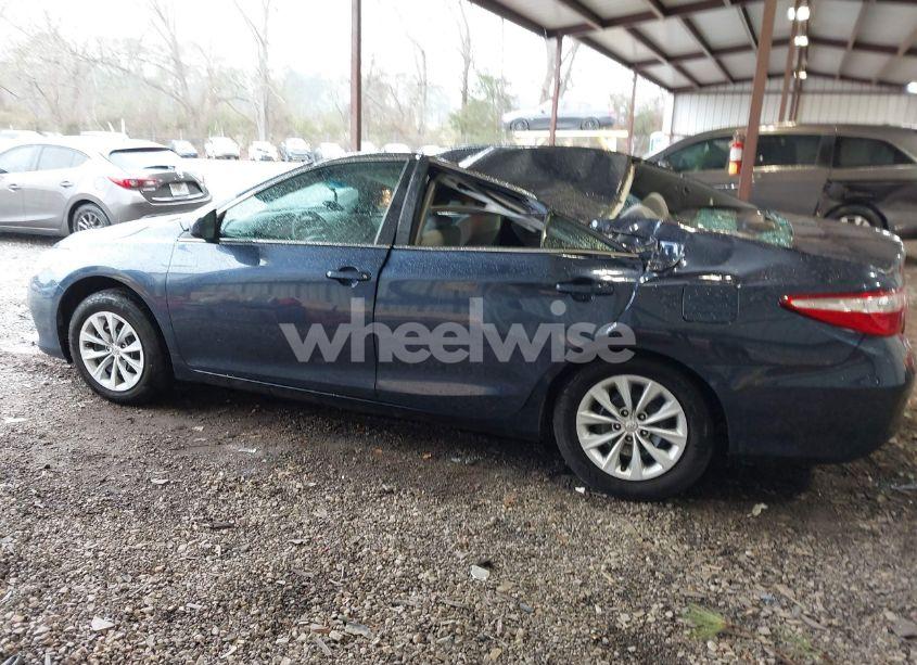 Photo 14 of 2016 Toyota Camry LE (VIN 4T4BF1FK1GR573709)