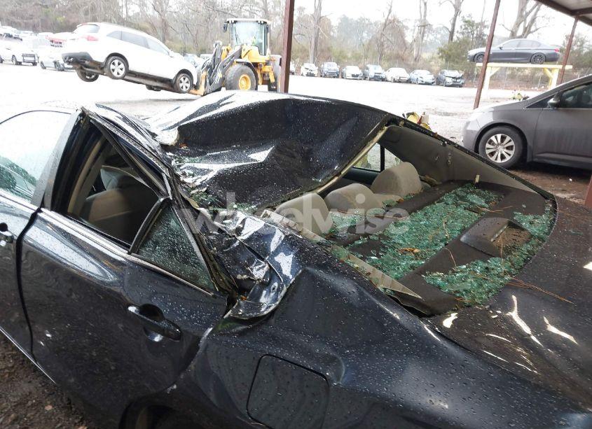 Photo 6 of 2016 Toyota Camry LE (VIN 4T4BF1FK1GR573709)