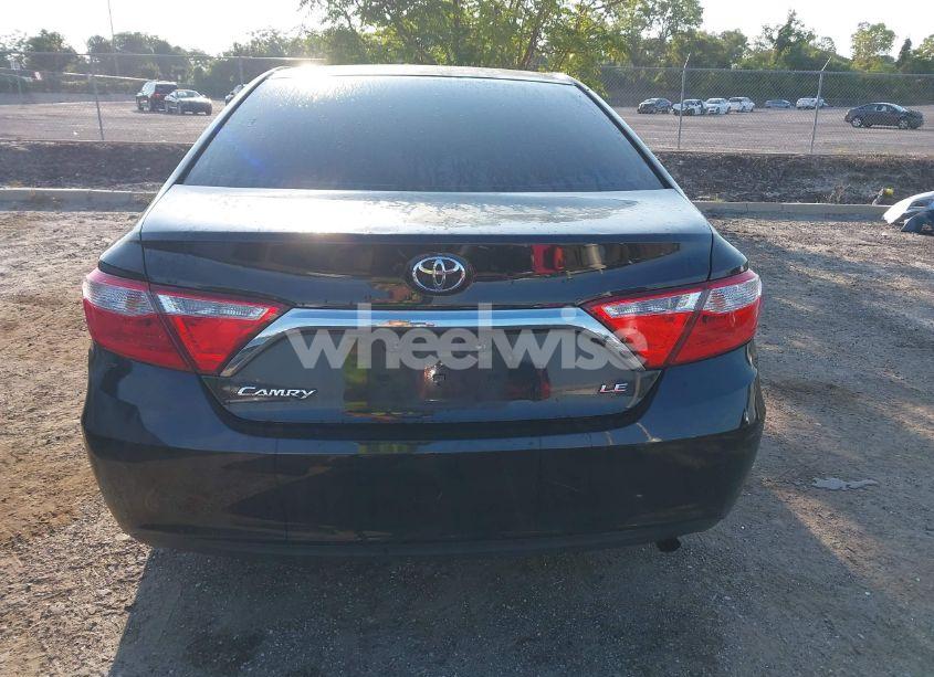 Photo 17 of 2016 Toyota Camry LE (VIN 4T4BF1FK1GR574732)