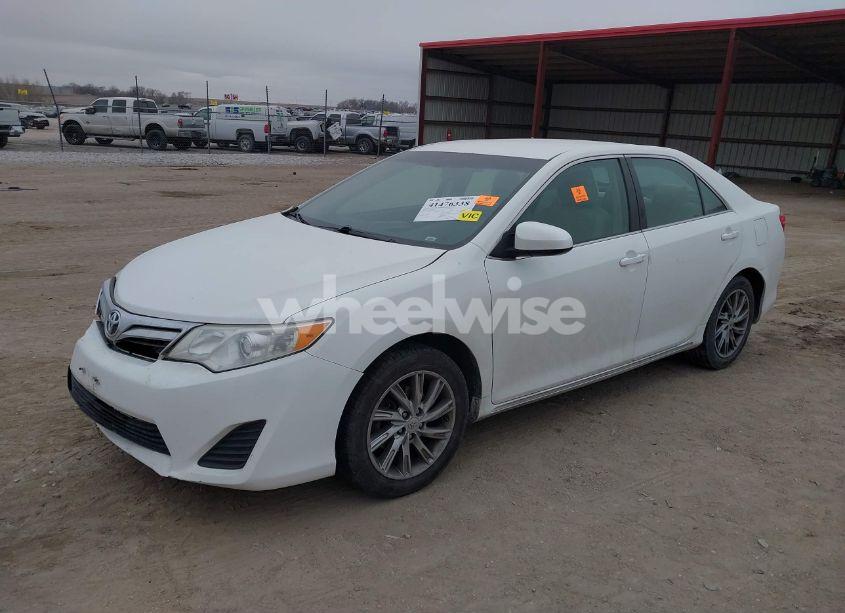 Photo 2 of 2012 Toyota Camry LE (VIN 4T4BF1FK2CR187441)
