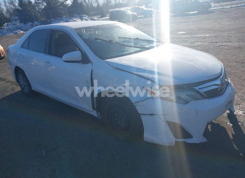 2012 Toyota Camry LE (VIN 4T4BF1FK2CR189934) main photo