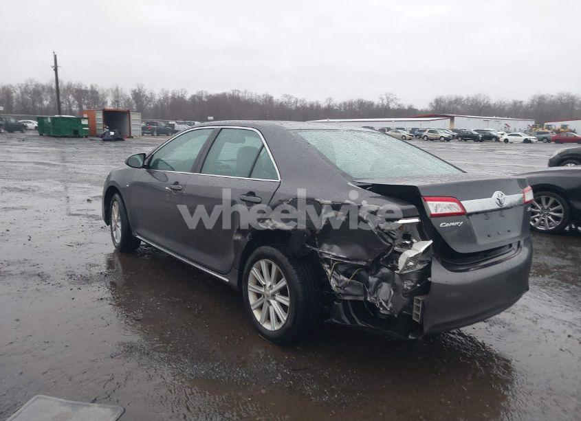 Photo 3 of 2012 Toyota Camry XLE (VIN 4T4BF1FK2CR203878)