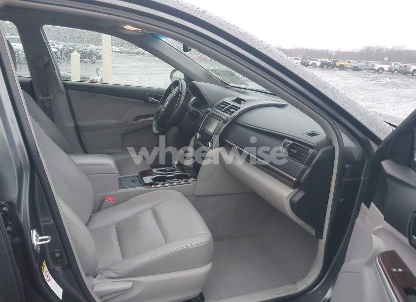 Photo 5 of 2012 Toyota Camry XLE (VIN 4T4BF1FK2CR203878)