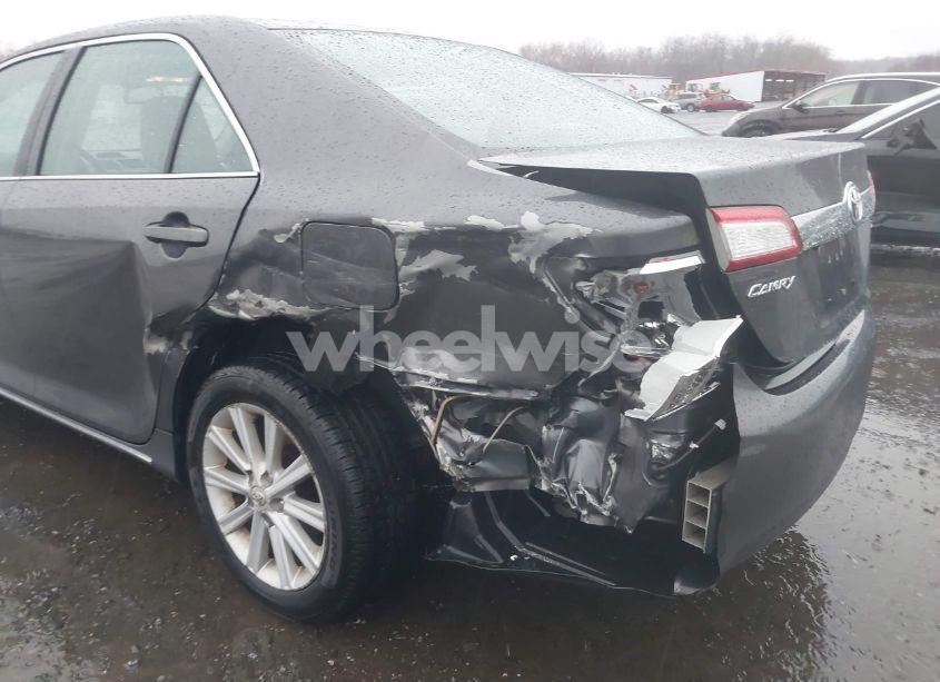 Photo 6 of 2012 Toyota Camry XLE (VIN 4T4BF1FK2CR203878)