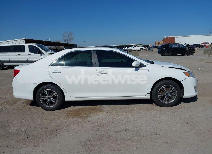 Photo 13 of 2012 Toyota Camry L (VIN 4T4BF1FK2CR212550)