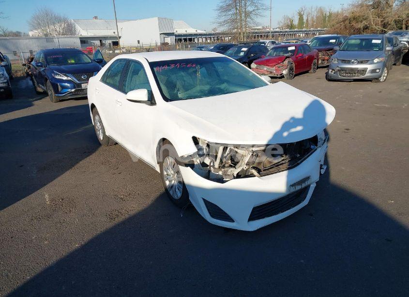 2012 Toyota Camry LE (VIN 4T4BF1FK2CR228103) main photo