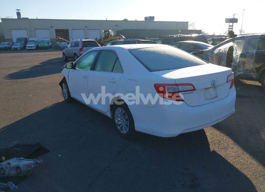 Photo 3 of 2012 Toyota Camry LE (VIN 4T4BF1FK2CR228103)