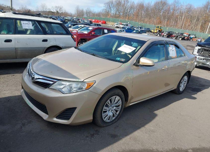 Photo 2 of 2012 Toyota Camry LE (VIN 4T4BF1FK2CR231194)