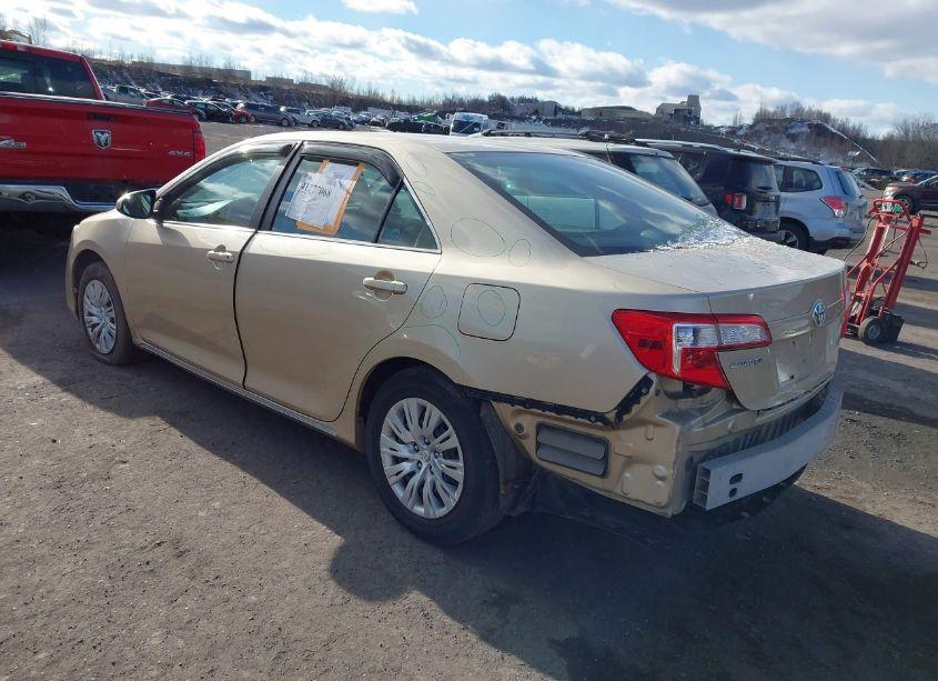 Photo 3 of 2012 Toyota Camry LE (VIN 4T4BF1FK2CR231194)
